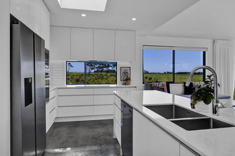 Photo of property in 1356c South Road, Kaitake, New Plymouth, 4374