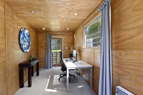 Photo of property in 77 Ironside Road, Johnsonville, Wellington, 6037