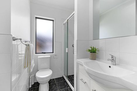 Photo of property in 1/1553 Great North Road, Waterview, Auckland, 1026