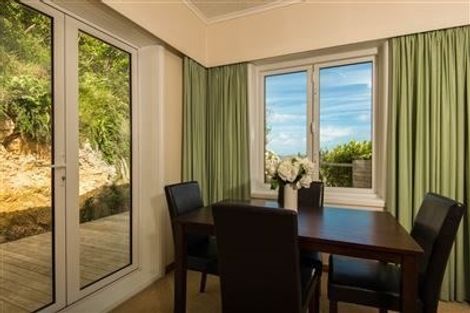 Photo of property in 74 Dowse Drive, Maungaraki, Lower Hutt, 5010