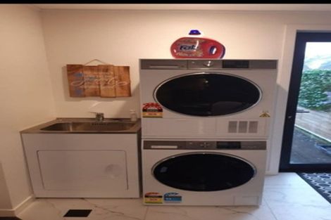 Photo of property in 10a Percy Road, Papamoa Beach, Papamoa, 3118