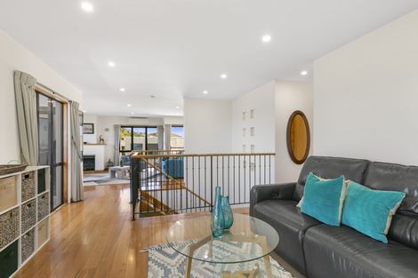 Photo of property in 20 Imran Terrace, Khandallah, Wellington, 6035