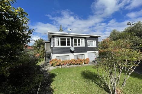 Photo of property in 36 Channel View Road, Campbells Bay, Auckland, 0630
