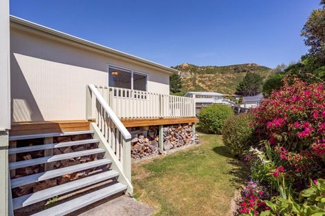Photo of property in 17 Te Miha Crescent, Cape Palliser, Featherston, 5772