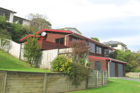 Photo of property in 4b Duncan Street, Tawa, Wellington, 5028