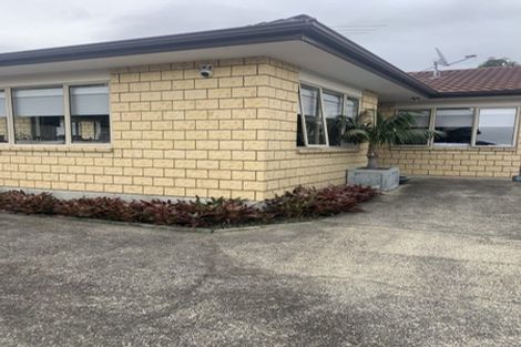 Photo of property in 11a Grainger Road, Te Atatu South, Auckland, 0610