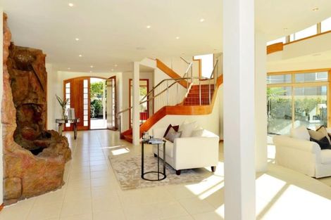 Photo of property in 5 Gilberd Place, Torbay, Auckland, 0630