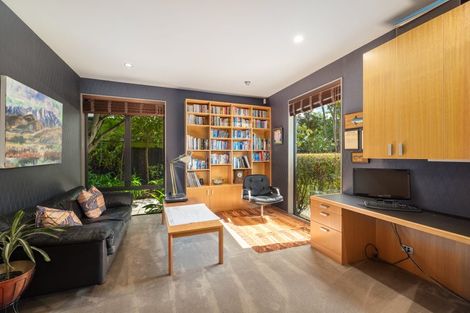 Photo of property in 69 Hartley Avenue, Strowan, Christchurch, 8052