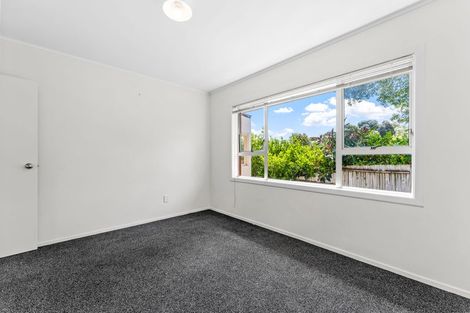 Photo of property in 18a Brian Crescent, Stanmore Bay, Whangaparaoa, 0932