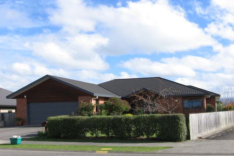 Photo of property in 13 Cody Crescent, Lansdowne, Masterton, 5810