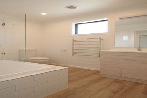 Photo of property in 34a-b Stratford Drive, Mount Pisa, Cromwell, 9383