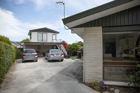 Photo of property in 18 Cecil Place, Cloverlea, Palmerston North, 4412