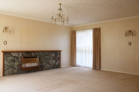 Photo of property in 7 Maire Street, Woburn, Lower Hutt, 5010