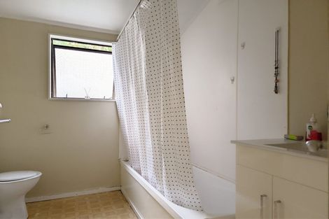 Photo of property in 2/24 Akatea Street, Berhampore, Wellington, 6023