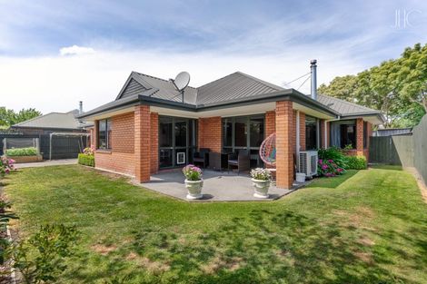 Photo of property in 45b Gladstone Road, Woodend, 7610