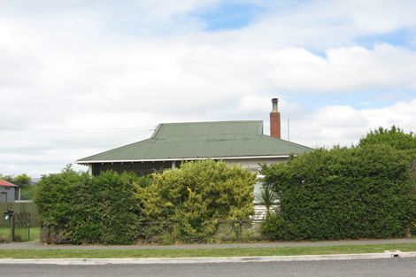 Photo of property in 4 Mackworth Street, Woolston, Christchurch, 8062