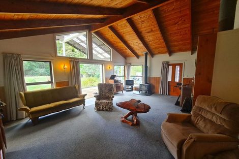 Photo of property in 393 Katui Road, Donnellys Crossing, Dargaville, 0379