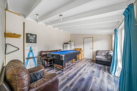 Photo of property in 182 Main North Road, Redwood, Christchurch, 8051