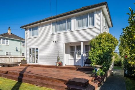 Photo of property in 209b Waddington Drive, Naenae, Lower Hutt, 5011