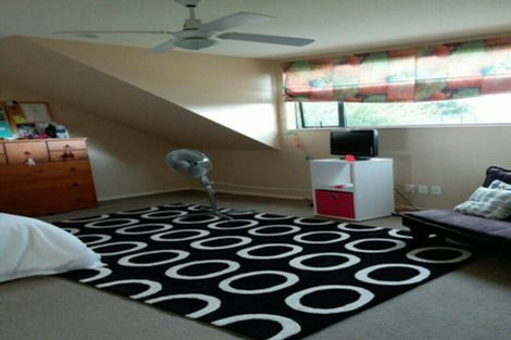 Photo of property in 79 Manor Park, Sunnyhills, Auckland, 2010