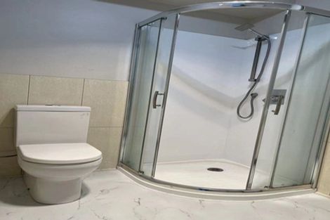 Photo of property in 24 Bond Crescent, Forrest Hill, Auckland, 0620