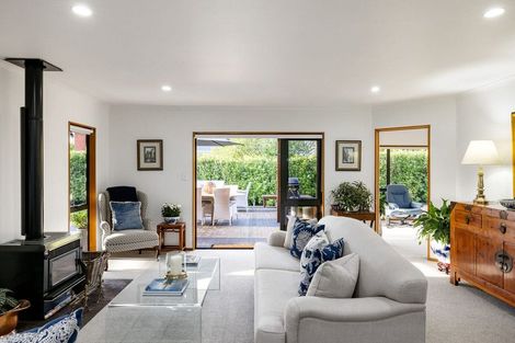 Photo of property in 71 Taylor Street, Cambridge, 3434