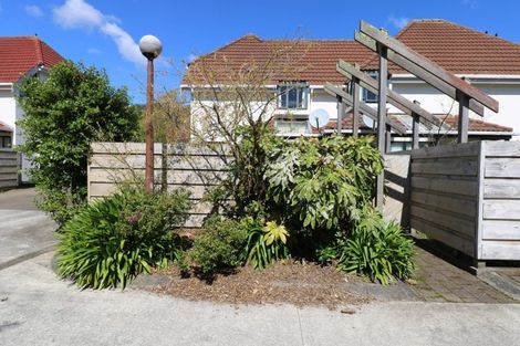 Photo of property in 8/72 Waiwhetu Road, Waiwhetu, Lower Hutt, 5010