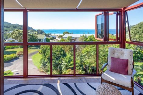 Photo of property in 124 Titiro Place, Onemana, Whangamata, 3691