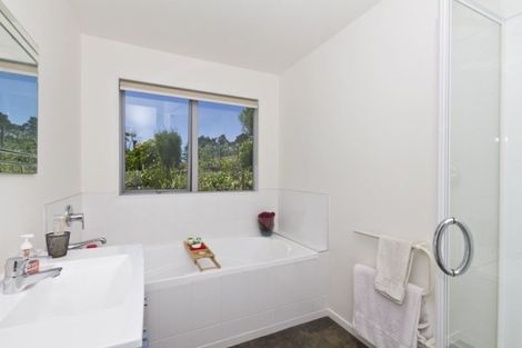 Photo of property in 210a Monowai Road, Wainui, Silverdale, 0994