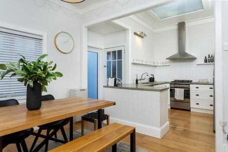 Photo of property in 313 Royal Road, Massey, Auckland, 0614