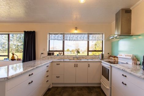 Photo of property in 10 Rule Road, Dannevirke, 4930