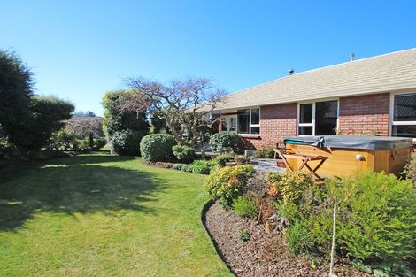 Photo of property in 54 Awamoa Road, Holmes Hill, Oamaru, 9401