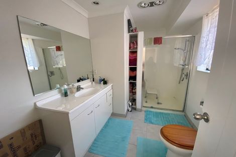 Photo of property in 48 Senator Drive, Manurewa, Auckland, 2105