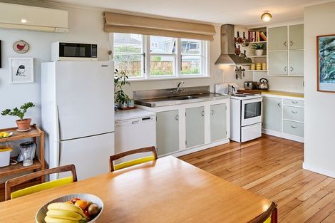 Photo of property in 16 Chaffey Crescent, Titahi Bay, Porirua, 5022