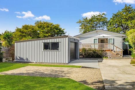 Photo of property in 48 Stottholm Road, Titirangi, Auckland, 0604