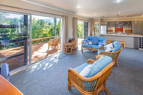 Photo of property in 2 Norfolk Place, Tairua, 3508