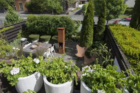 Photo of property in 16 Office Road, Merivale, Christchurch, 8014