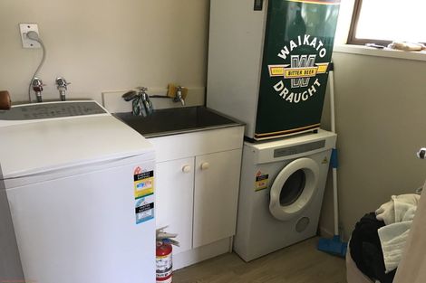 Photo of property in 1 Partington Place, Beerescourt, Hamilton, 3200