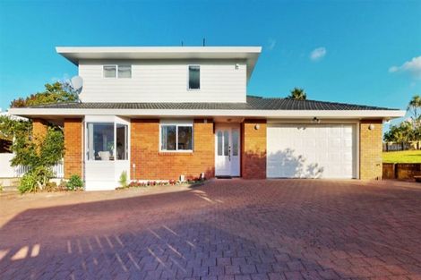 Photo of property in 78 Lagoon Way, West Harbour, Auckland, 0618