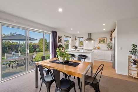 Photo of property in 15 Greenan Place, Doyleston, 7683