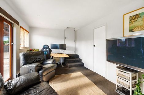 Photo of property in 125 Gloucester Street, Taradale, Napier, 4112