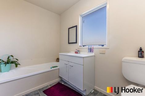 Photo of property in 41 Beaumonts Way, Manurewa, Auckland, 2102