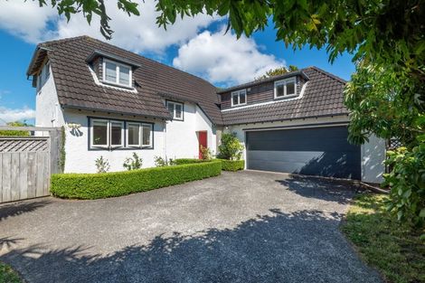 Photo of property in 1/35 Merani Street, Narrow Neck, Auckland, 0622