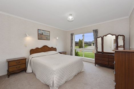 Photo of property in 14 Huntington Drive, Huntington, Hamilton, 3210