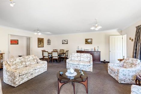 Photo of property in 14 Hurunui Street, Waikanae, 5036
