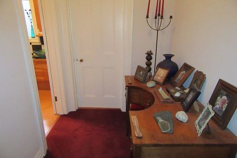 Photo of property in 43 Rhodes Street, Waimate, 7924