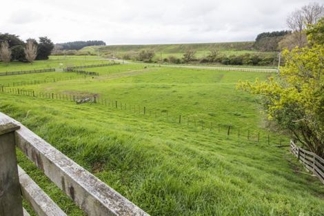 Photo of property in 308 Hewitts Road, Linton, Palmerston North, 4472