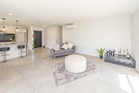 Photo of property in 15 Buckingham Place, Springvale, Whanganui, 4501