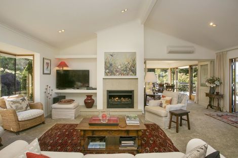 Photo of property in 43 Mapara Road, Acacia Bay, Taupo, 3385