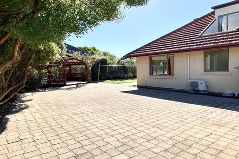 Photo of property in 52 Blue Gum Place, New Brighton, Christchurch, 8083